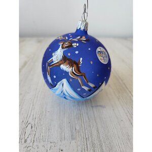 Hand painted reindeer Moon winter scene ball ornament 2006 Xmas tree painted